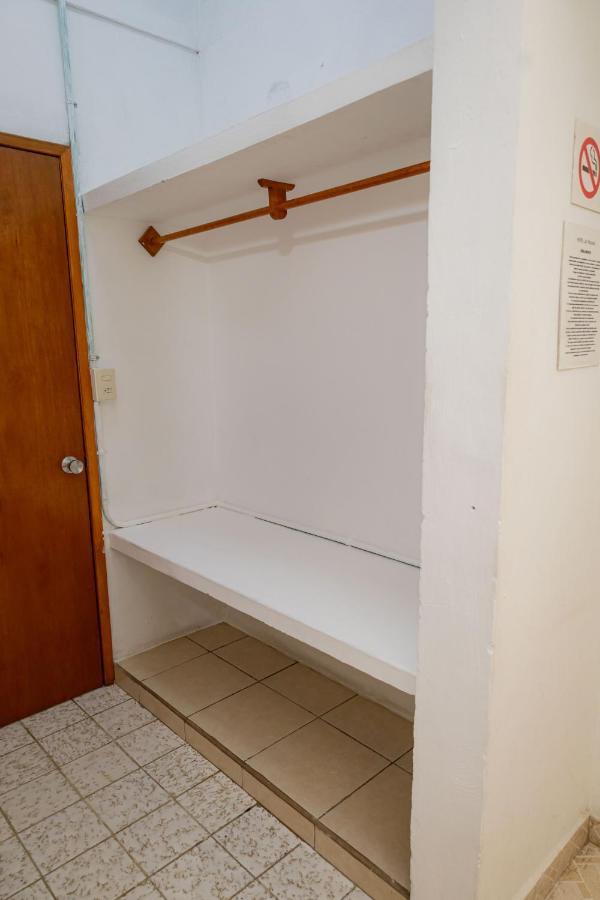 Hotel Las Palmas Cancun Centro Экстерьер фото