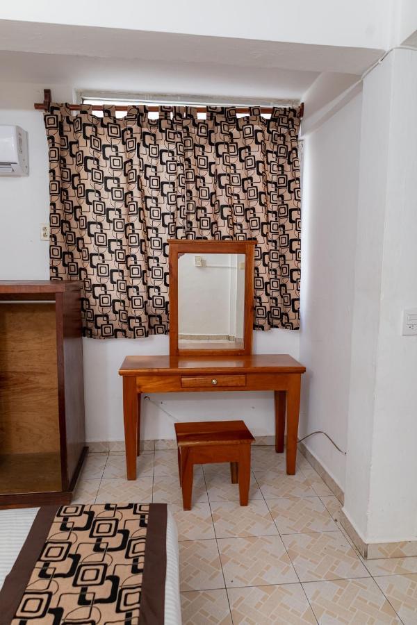 Hotel Las Palmas Cancun Centro Экстерьер фото